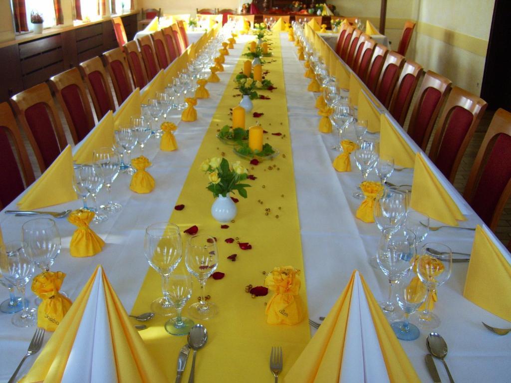 Gasthaus Hirsch Hotel บาเดน-บาเดน ภายนอก รูปภาพ